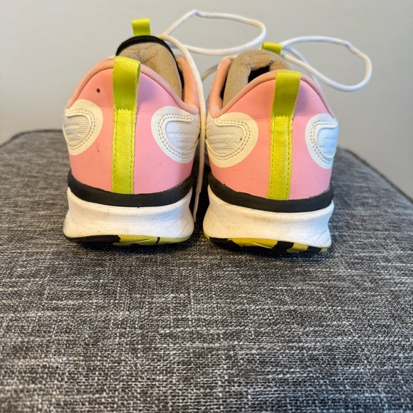 Ryka Women's Athletic Shoes, Size 7.5 - Picture 2 of 10